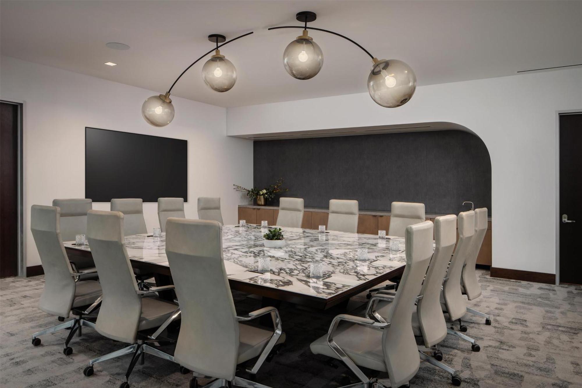 Thompson Houston, By Hyatt Hotel 4*